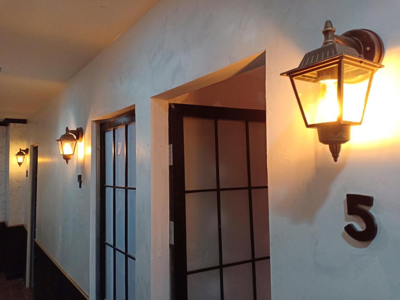 Florentino Hostel Rayong Exteriör bild